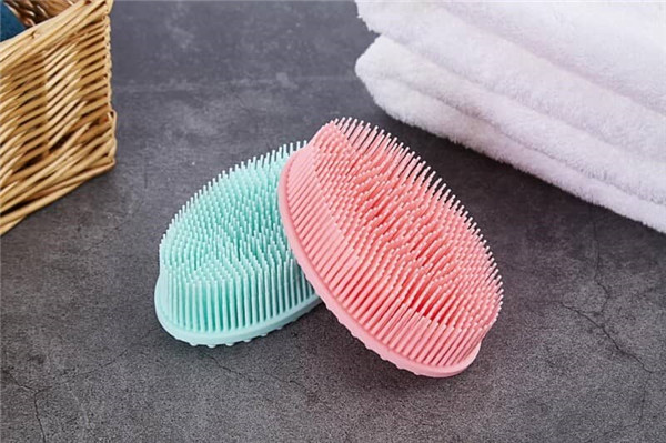 Brosse de bain en silicone pour bébé
