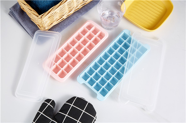 Plateaux à glaçons en silicone
